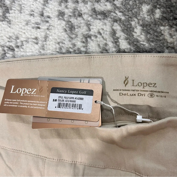 Nancy Lopez Golf DeLux Dri Pully Capri in Khaki Size 16 - Picture 7 of 10
